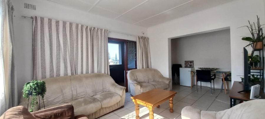 7 Bedroom Property for Sale in Marburg KwaZulu-Natal