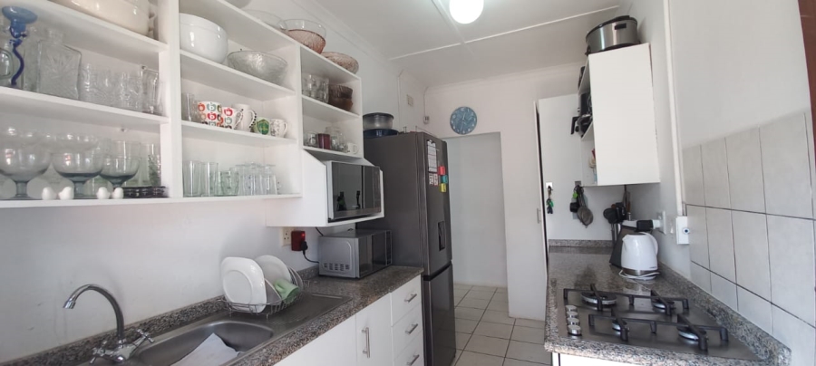 7 Bedroom Property for Sale in Marburg KwaZulu-Natal
