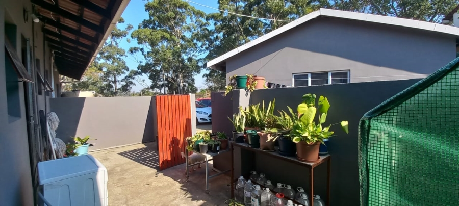 7 Bedroom Property for Sale in Marburg KwaZulu-Natal