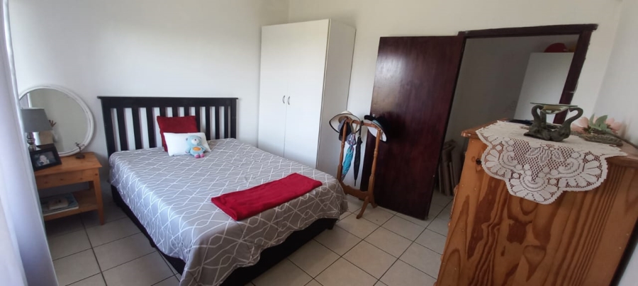7 Bedroom Property for Sale in Marburg KwaZulu-Natal