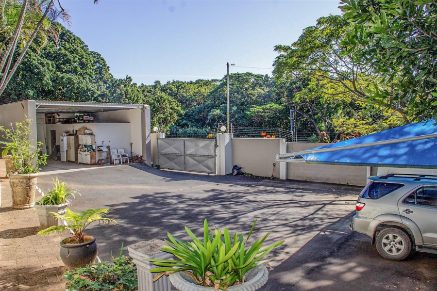 6 Bedroom Property for Sale in Margate KwaZulu-Natal