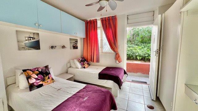 2 Bedroom Property for Sale in Uvongo KwaZulu-Natal