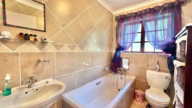 2 Bedroom Property for Sale in Margate KwaZulu-Natal