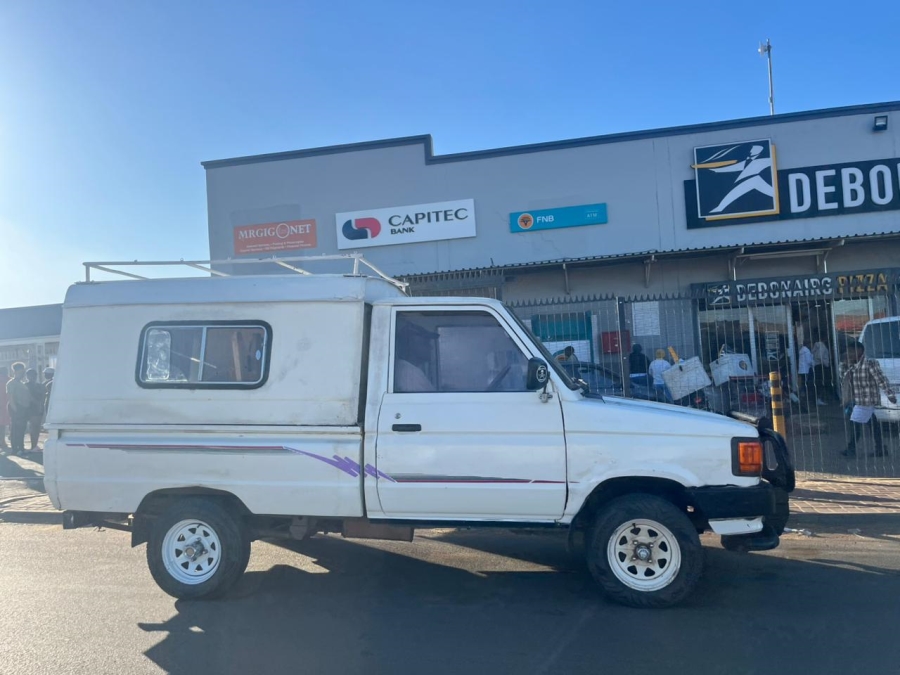 To Let commercial Property for Rent in Madadeni KwaZulu-Natal