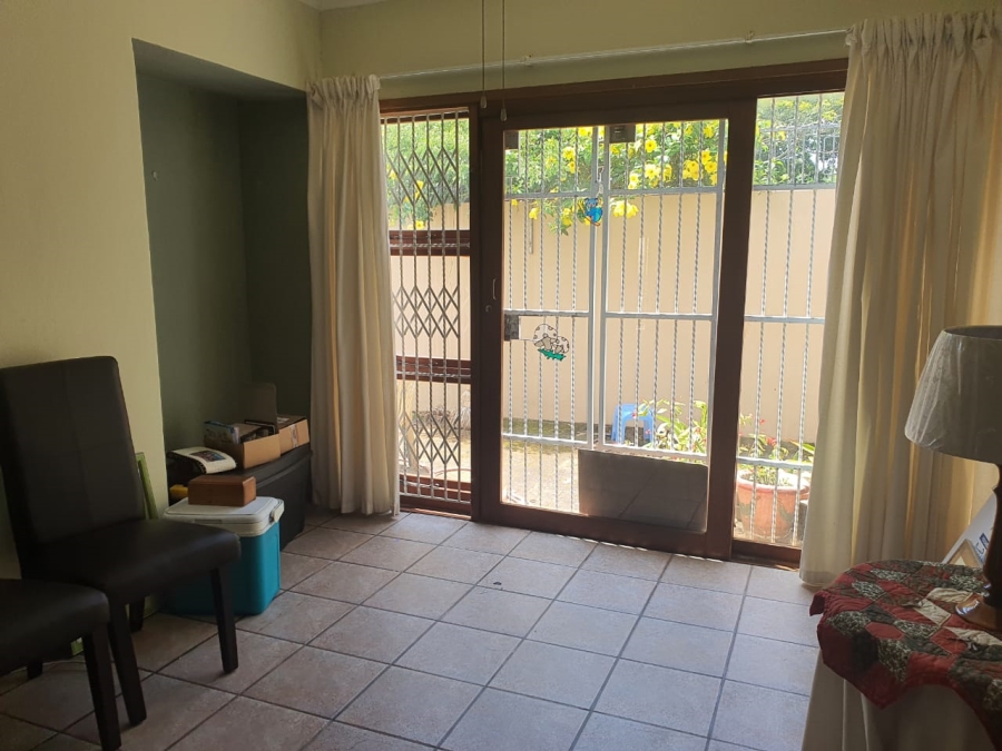 2 Bedroom Property for Sale in Anerley KwaZulu-Natal