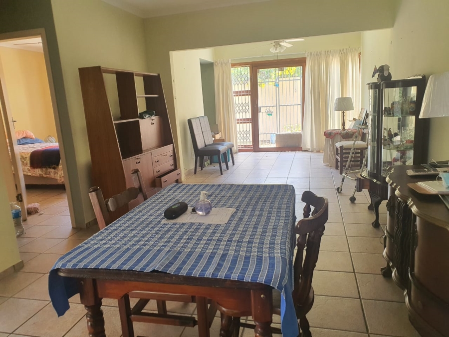 2 Bedroom Property for Sale in Anerley KwaZulu-Natal