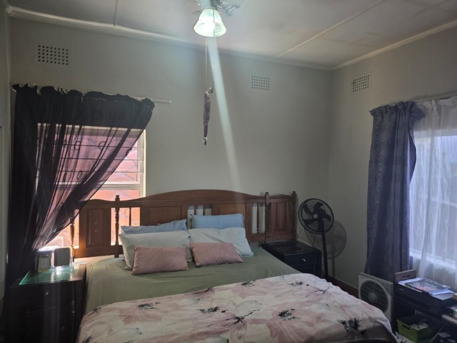 3 Bedroom Property for Sale in Uvongo KwaZulu-Natal