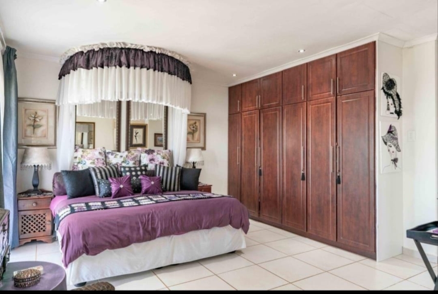 4 Bedroom Property for Sale in Palm Beach KwaZulu-Natal