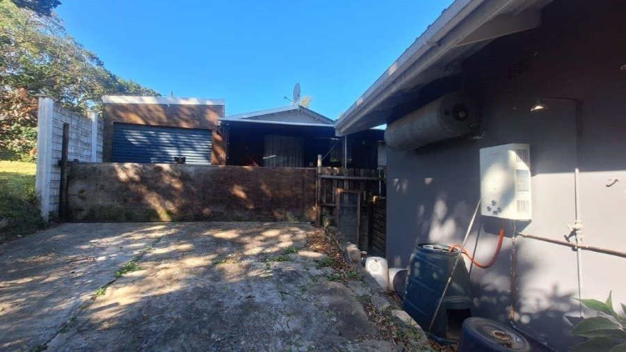 3 Bedroom Property for Sale in Southport KwaZulu-Natal