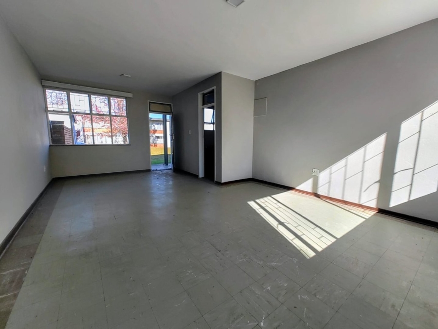 1 Bedroom Property for Sale in Barry Hertzog Park KwaZulu-Natal