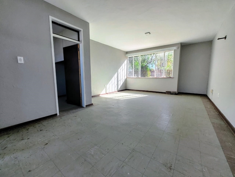 1 Bedroom Property for Sale in Barry Hertzog Park KwaZulu-Natal