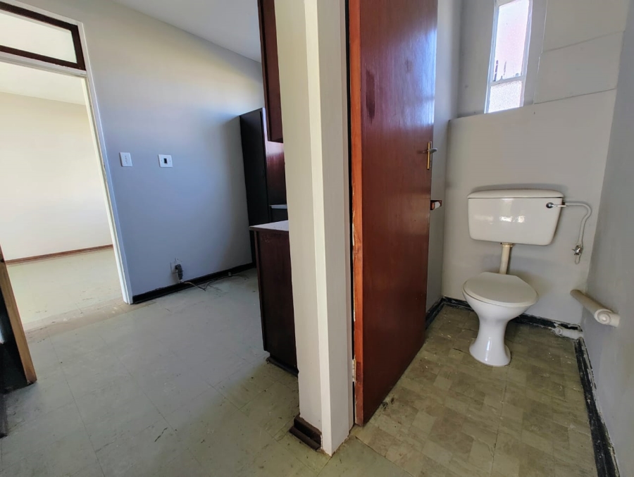1 Bedroom Property for Sale in Barry Hertzog Park KwaZulu-Natal