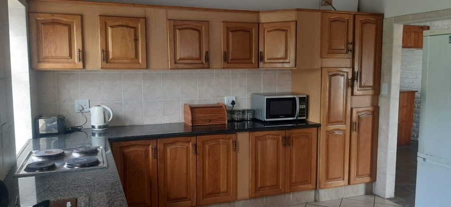 4 Bedroom Property for Sale in Sea Park KwaZulu-Natal
