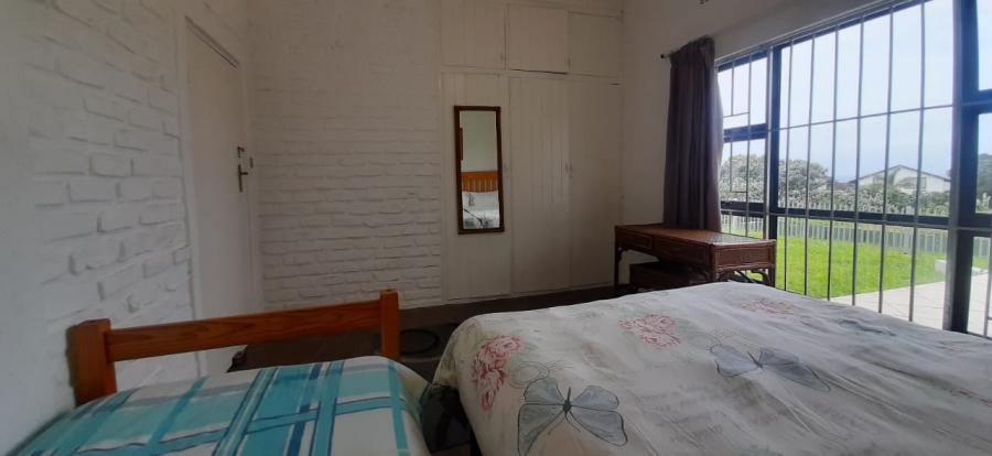 4 Bedroom Property for Sale in Sea Park KwaZulu-Natal