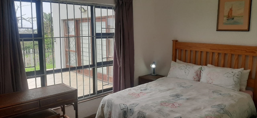 4 Bedroom Property for Sale in Sea Park KwaZulu-Natal