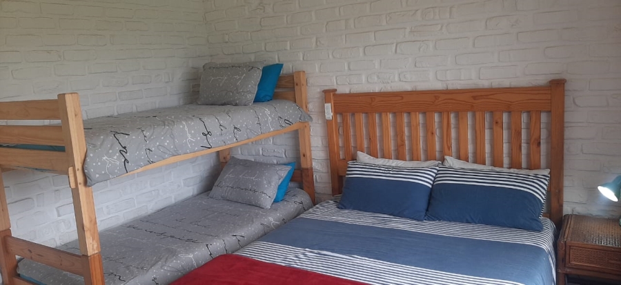 4 Bedroom Property for Sale in Sea Park KwaZulu-Natal