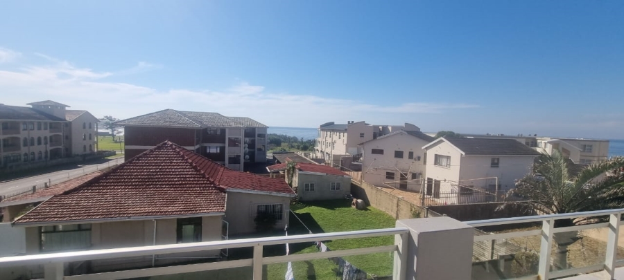 3 Bedroom Property for Sale in St Michaels On Sea KwaZulu-Natal