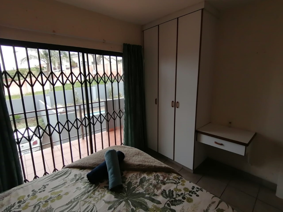 2 Bedroom Property for Sale in Uvongo KwaZulu-Natal