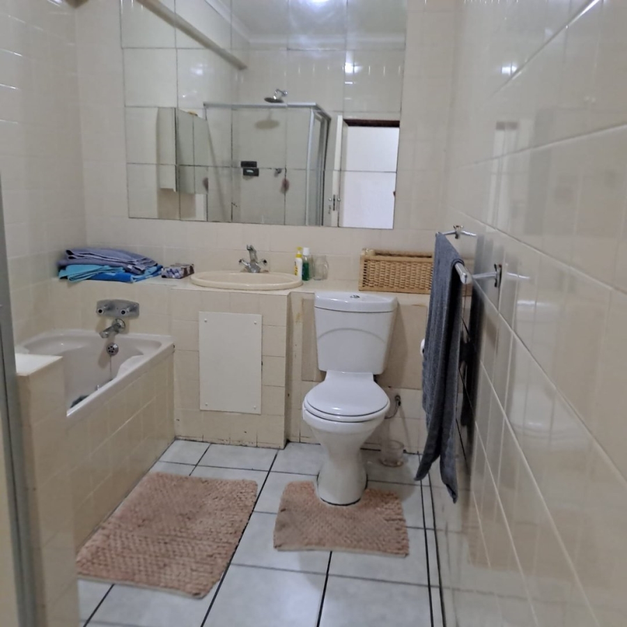 3 Bedroom Property for Sale in Scottburgh Central KwaZulu-Natal