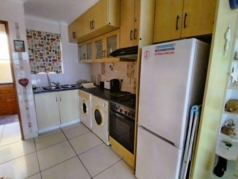 2 Bedroom Property for Sale in Margate KwaZulu-Natal