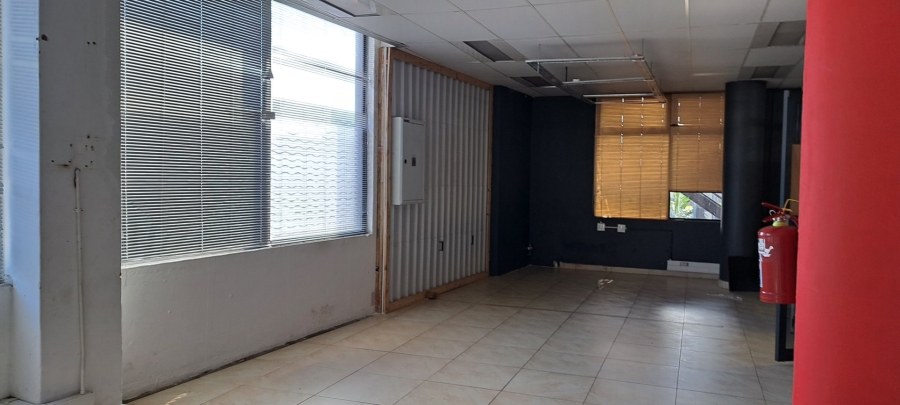 To Let commercial Property for Rent in Overport KwaZulu-Natal