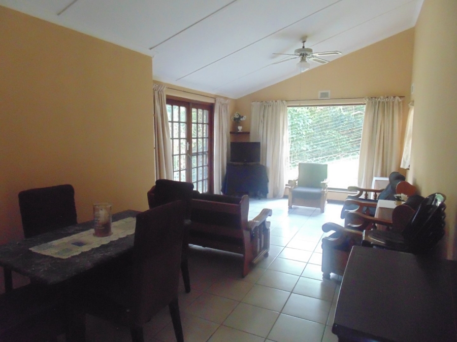 2 Bedroom Property for Sale in Hibberdene KwaZulu-Natal
