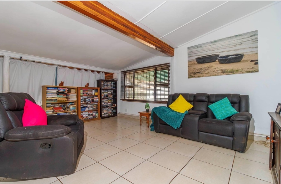 3 Bedroom Property for Sale in Waterfall KwaZulu-Natal