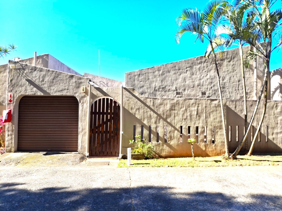 2 Bedroom Property for Sale in Port Edward KwaZulu-Natal