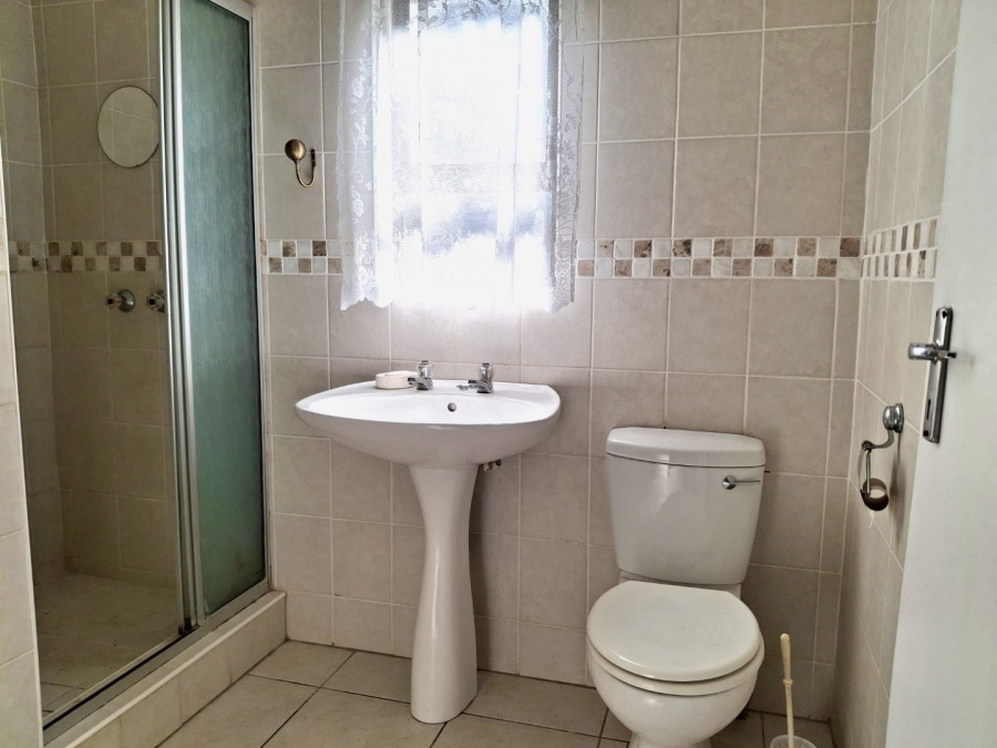 2 Bedroom Property for Sale in Port Edward KwaZulu-Natal
