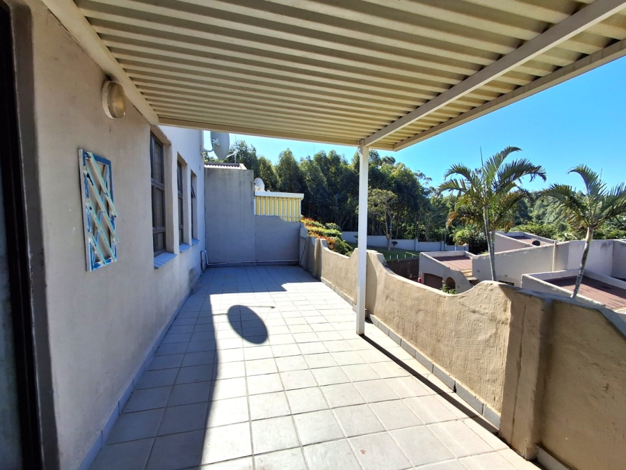 2 Bedroom Property for Sale in Port Edward KwaZulu-Natal