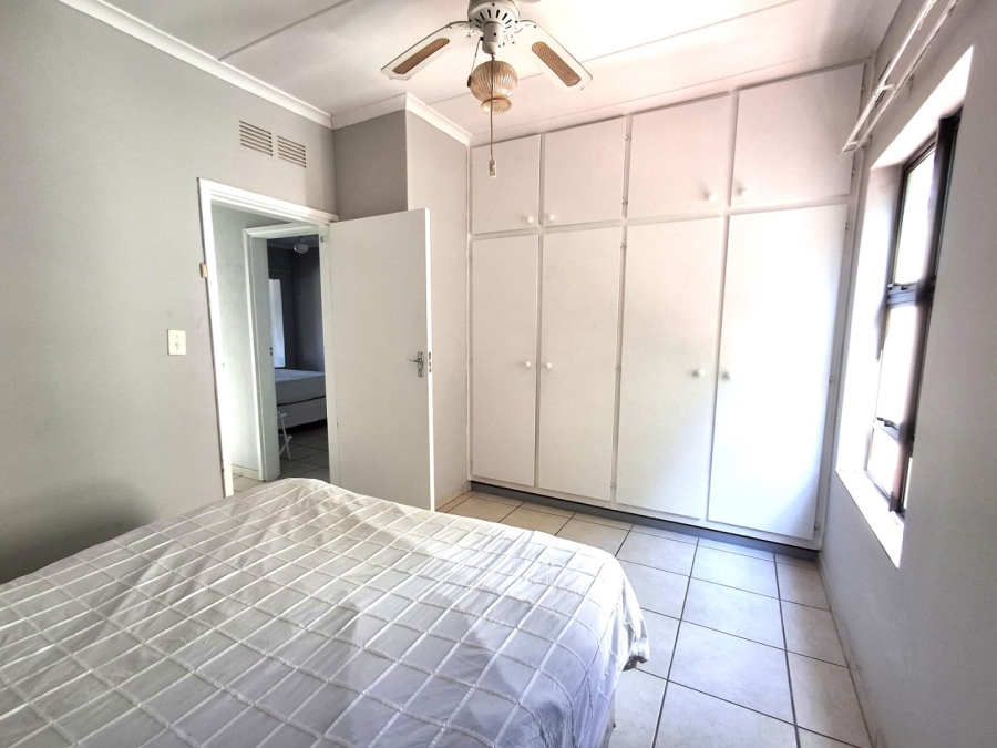 2 Bedroom Property for Sale in Port Edward KwaZulu-Natal