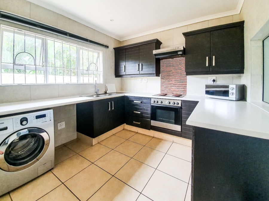 5 Bedroom Property for Sale in Manaba Beach KwaZulu-Natal