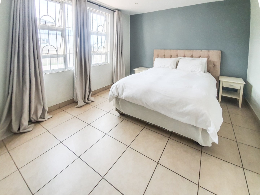 5 Bedroom Property for Sale in Manaba Beach KwaZulu-Natal