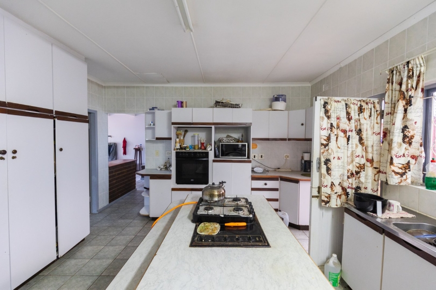 3 Bedroom Property for Sale in Sea Park KwaZulu-Natal
