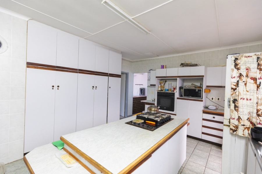 3 Bedroom Property for Sale in Sea Park KwaZulu-Natal