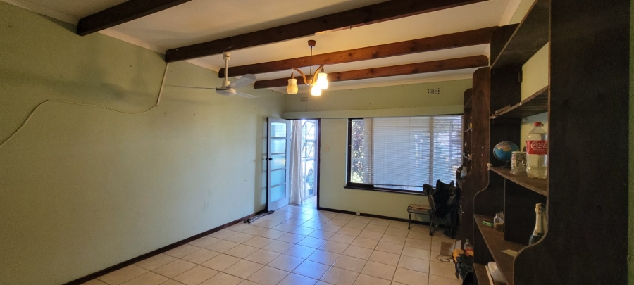 3 Bedroom Property for Sale in Sea Park KwaZulu-Natal