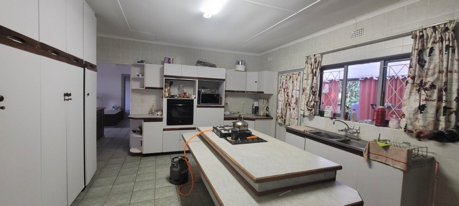 3 Bedroom Property for Sale in Sea Park KwaZulu-Natal