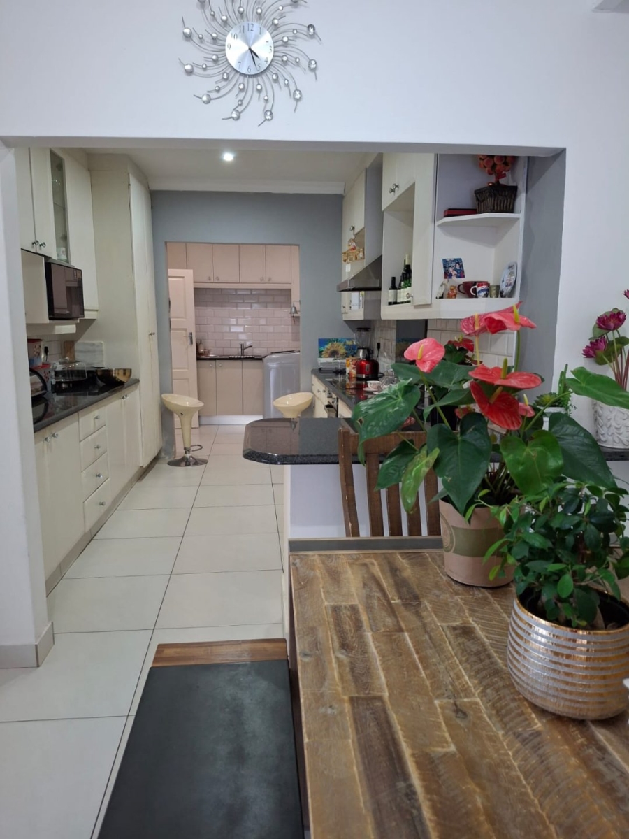 4 Bedroom Property for Sale in La Lucia KwaZulu-Natal