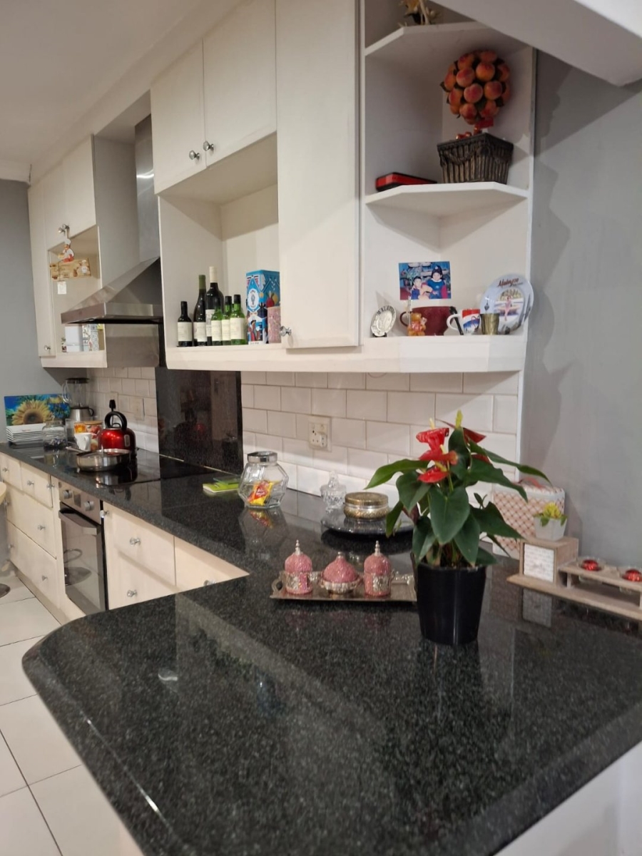 4 Bedroom Property for Sale in La Lucia KwaZulu-Natal
