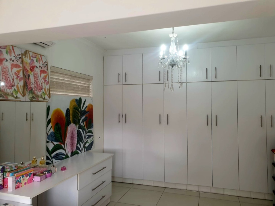 4 Bedroom Property for Sale in La Lucia KwaZulu-Natal