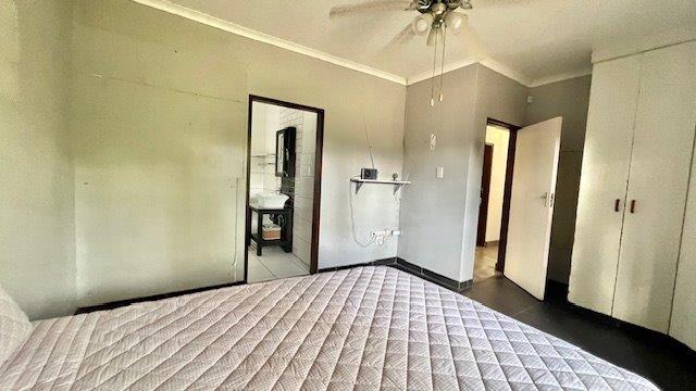 4 Bedroom Property for Sale in Uvongo KwaZulu-Natal