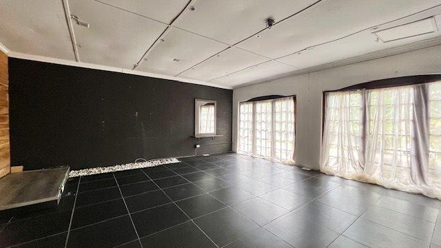 4 Bedroom Property for Sale in Uvongo KwaZulu-Natal