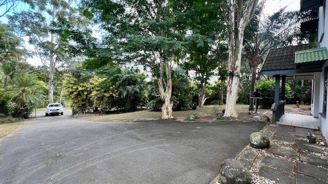 4 Bedroom Property for Sale in Uvongo KwaZulu-Natal