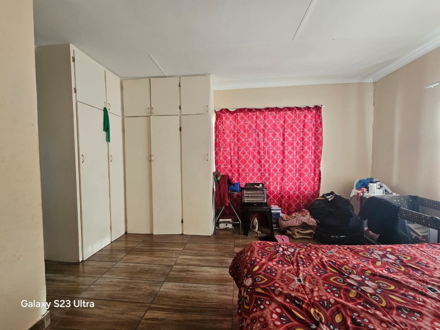 2 Bedroom Property for Sale in Aviary Hill KwaZulu-Natal