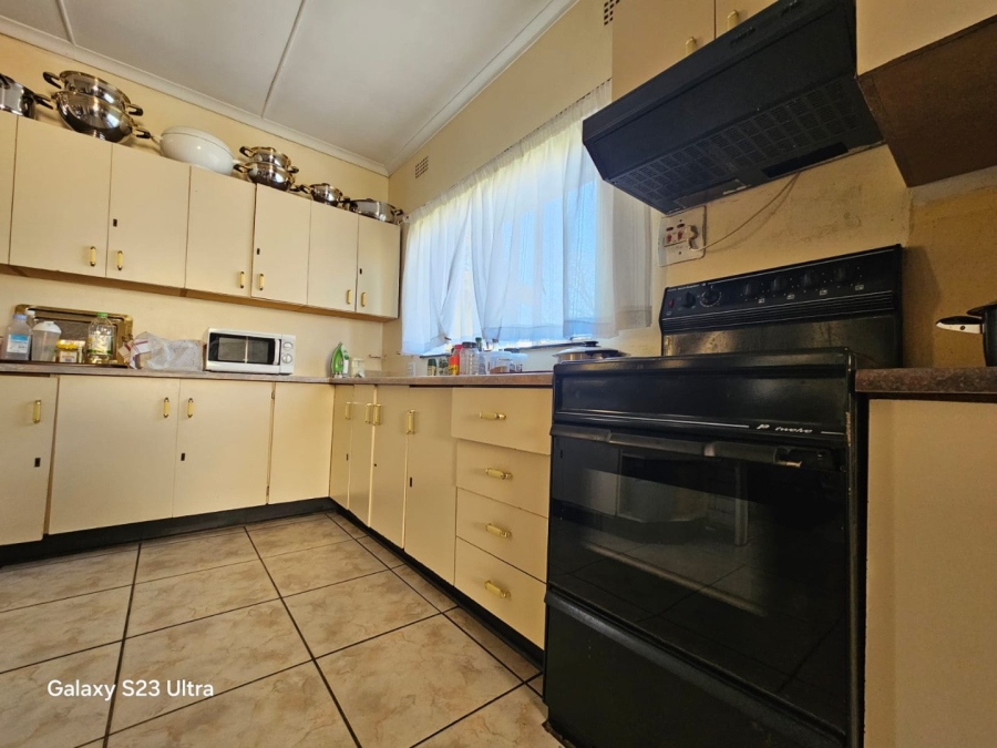 9 Bedroom Property for Sale in Arborpark KwaZulu-Natal