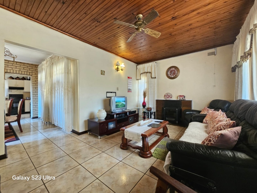 9 Bedroom Property for Sale in Arborpark KwaZulu-Natal