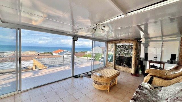 3 Bedroom Property for Sale in Uvongo KwaZulu-Natal