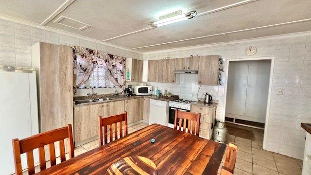 3 Bedroom Property for Sale in Uvongo KwaZulu-Natal