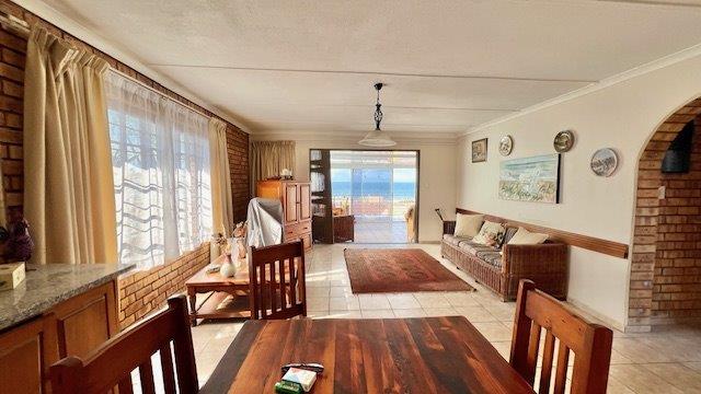 3 Bedroom Property for Sale in Uvongo KwaZulu-Natal