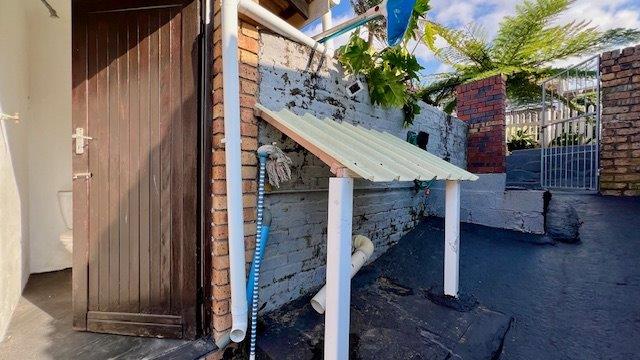 3 Bedroom Property for Sale in Uvongo KwaZulu-Natal